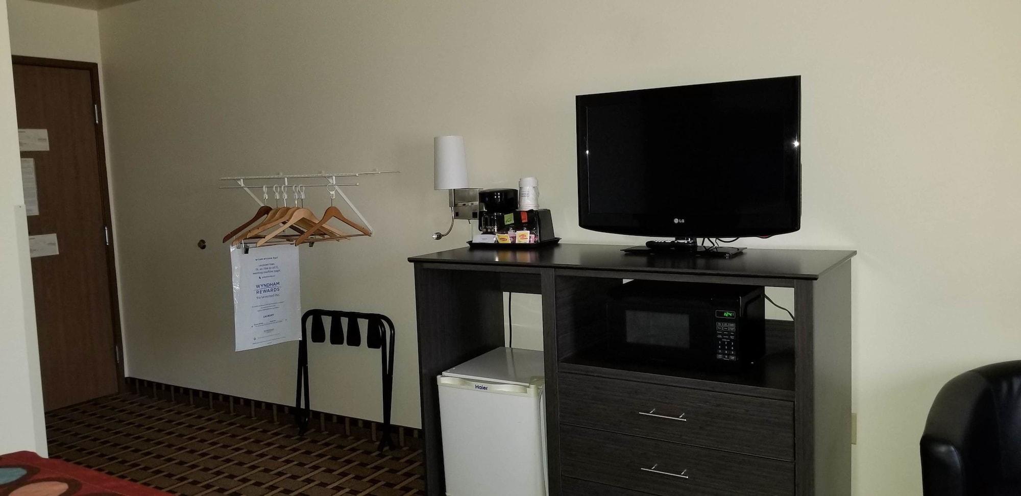 Super 8 By Wyndham Ashland Hotel Ngoại thất bức ảnh