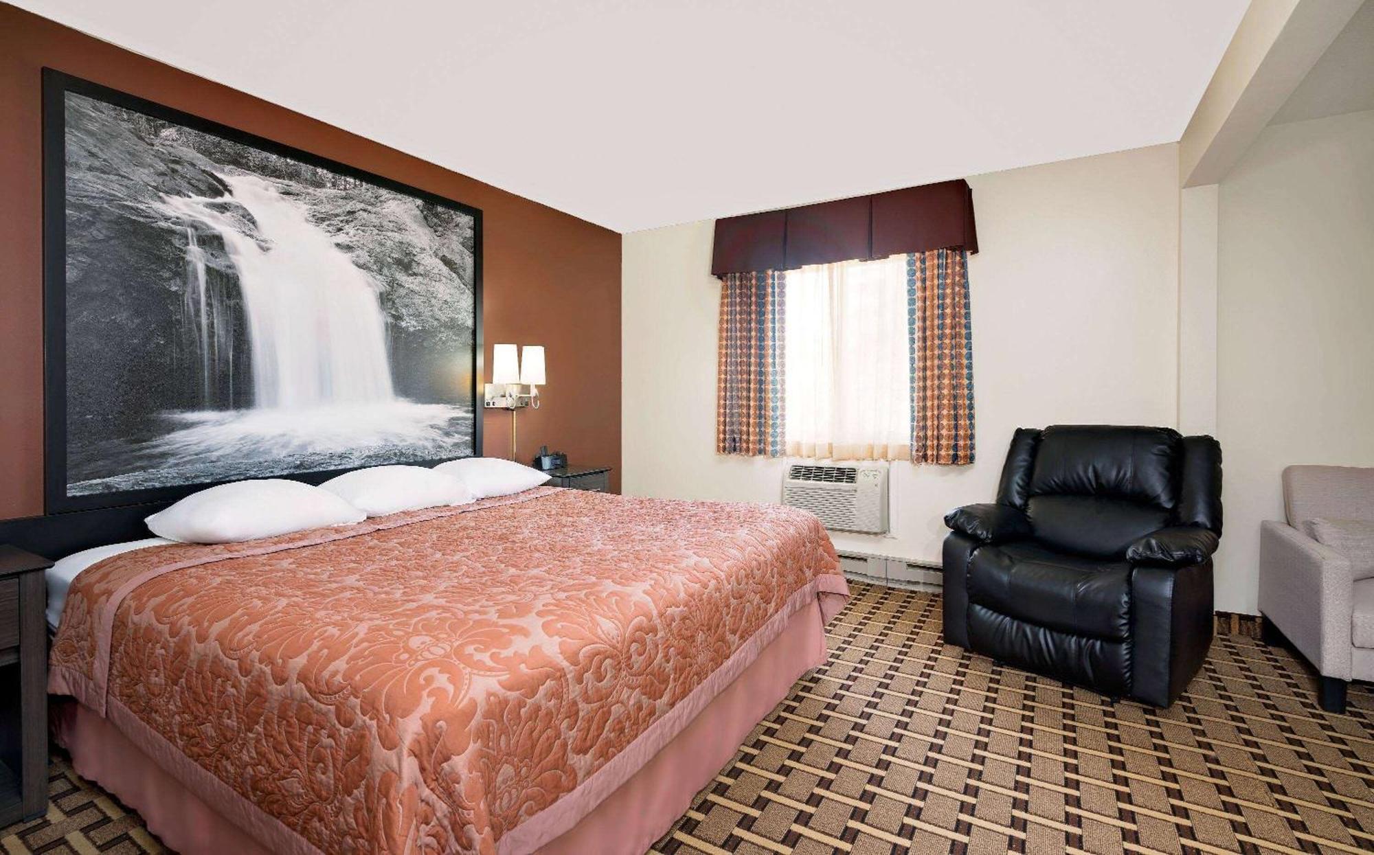Super 8 By Wyndham Ashland Hotel Ngoại thất bức ảnh